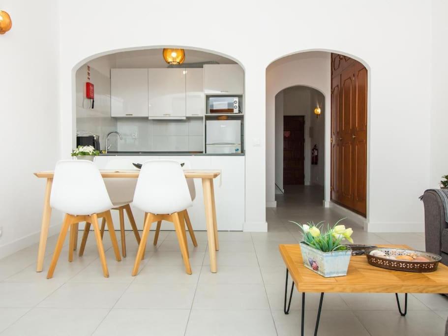Central Apartment - Pool And Sea View & Albufeira Center Dış mekan fotoğraf