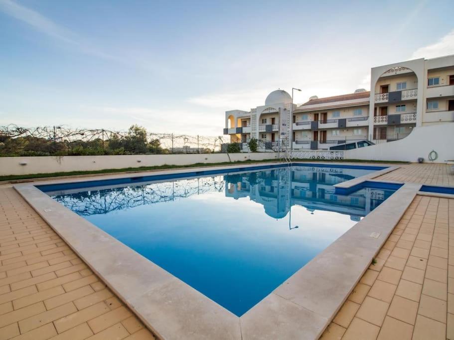 Central Apartment - Pool And Sea View & Albufeira Center Dış mekan fotoğraf